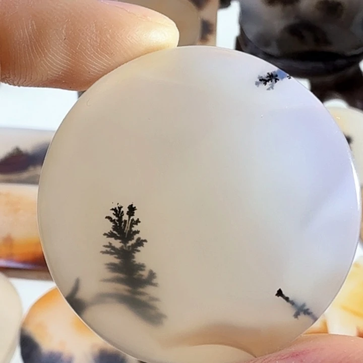 玛瑙/玉髓未镶嵌珠宝半成品
