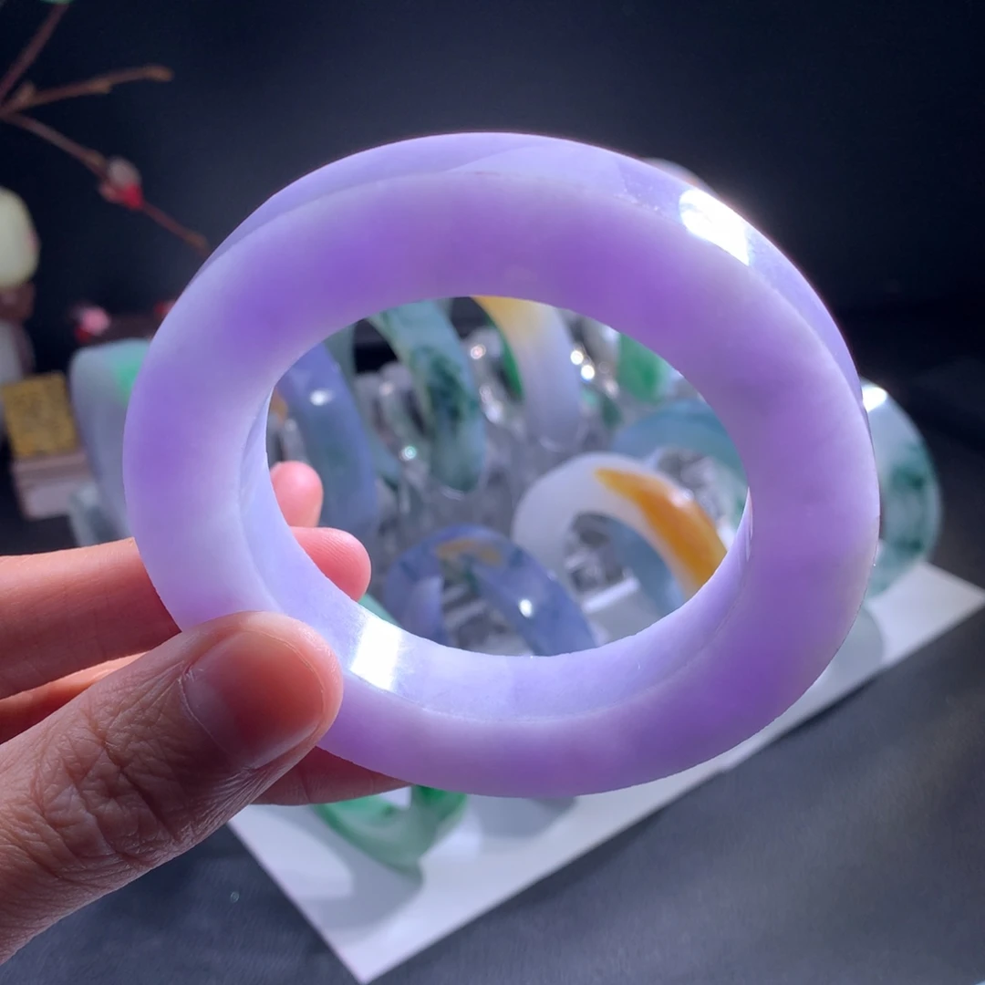 定制翡翠未镶嵌手镯