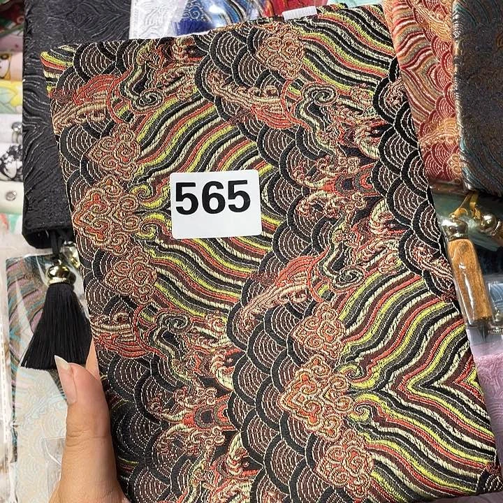 刺绣a5定页仅书衣。   565