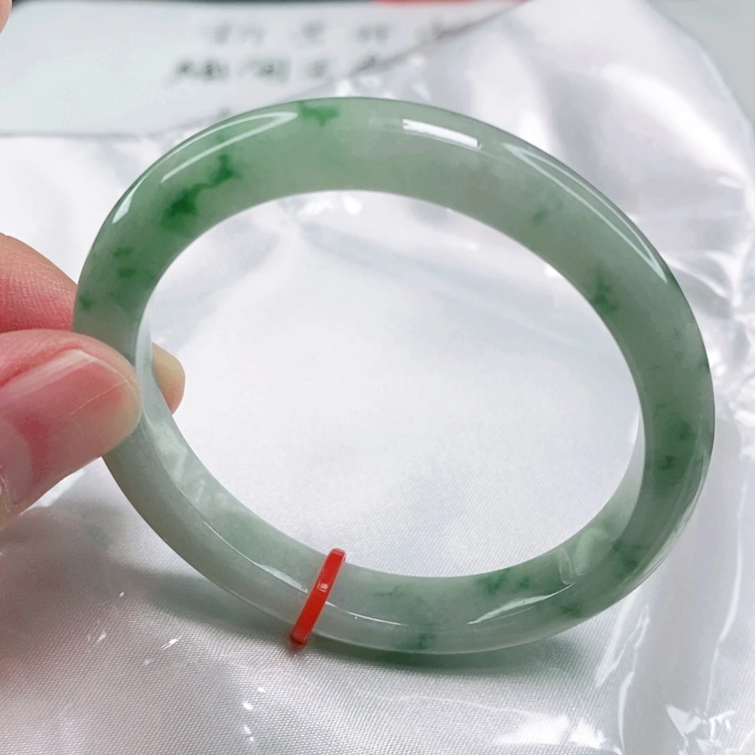 未镶嵌手镯翡翠56.4圈口贵妃完整