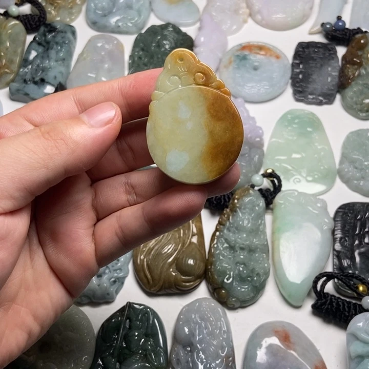 翡翠未镶嵌颈饰仿古无事牌63