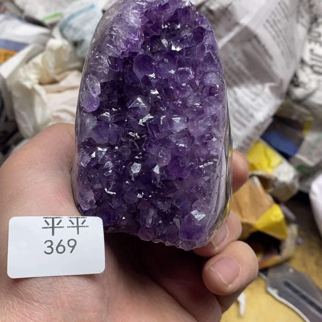 紫晶乌拉圭未镶嵌