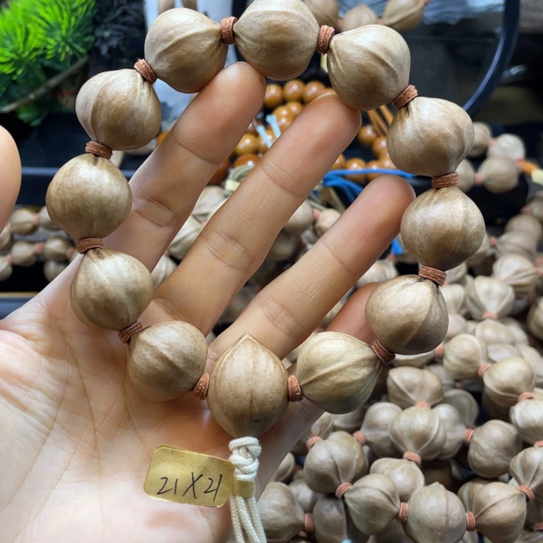 归***朴吊坠橄榄核2121老料