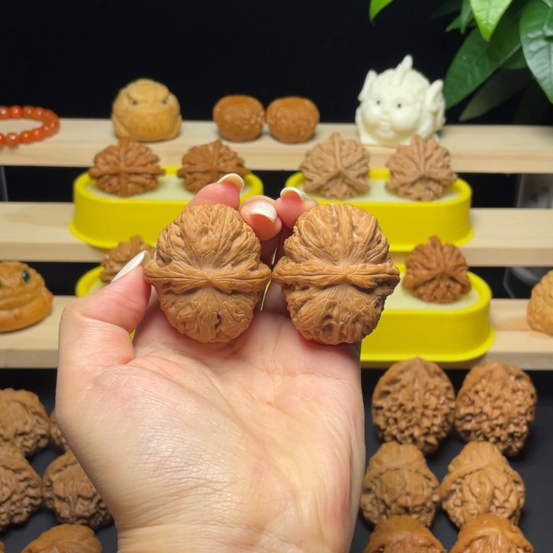 ****H把件文玩核桃微修元宝42+