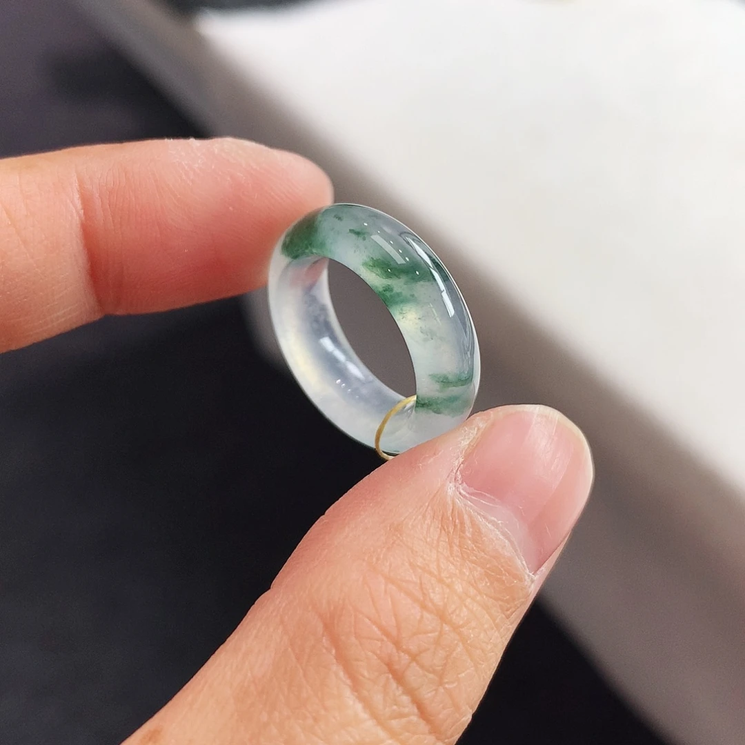 翡翠未镶嵌戒指8号