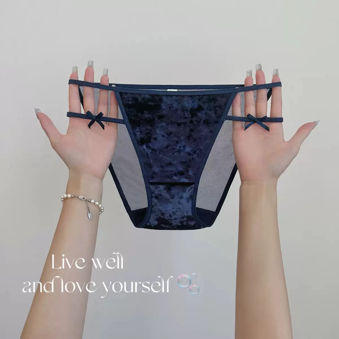 Moli·冬日童话｜女士丝绒拼接网纱中腰性感三角内裤时尚包臀设计