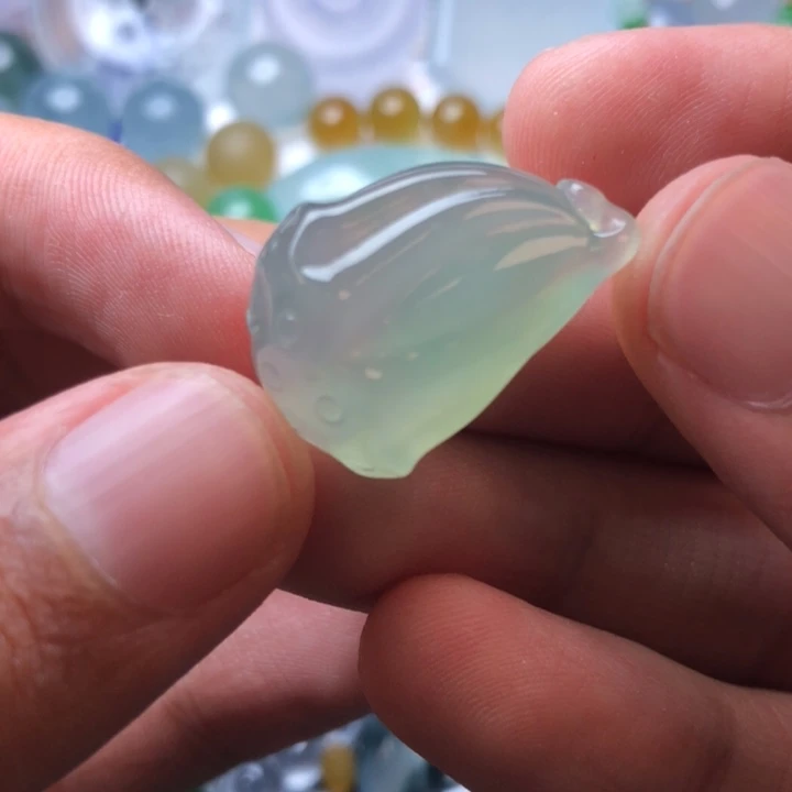 未镶嵌定制翡翠挂件