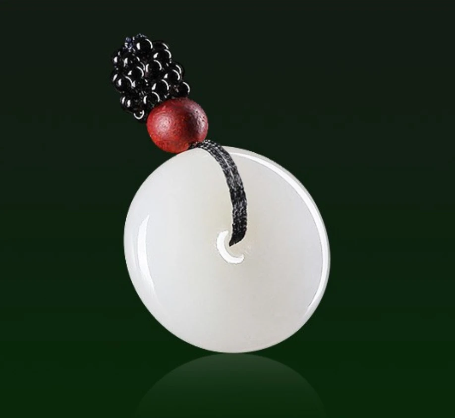 和田金丝玉平安扣(直径2.5cm)绳子颜色随机发货