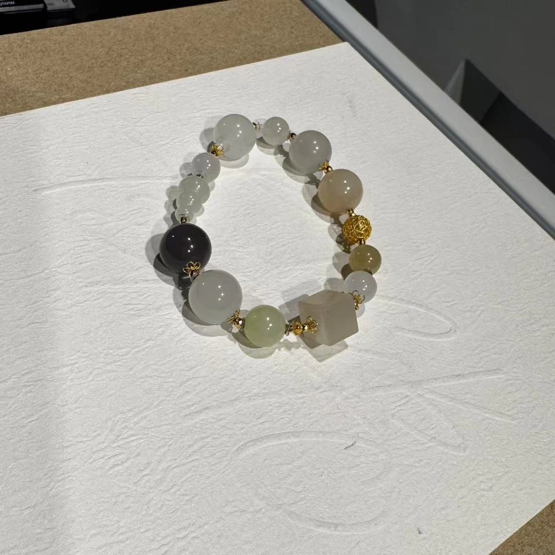 壹屿珠宝   7190723     18K金和田玉传世典藏级手串