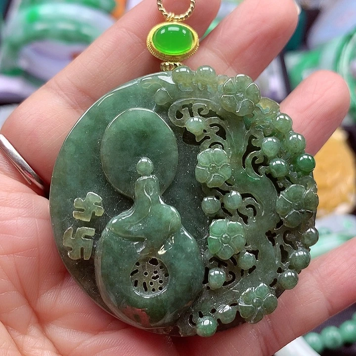 颈饰未镶嵌翡翠翡翠