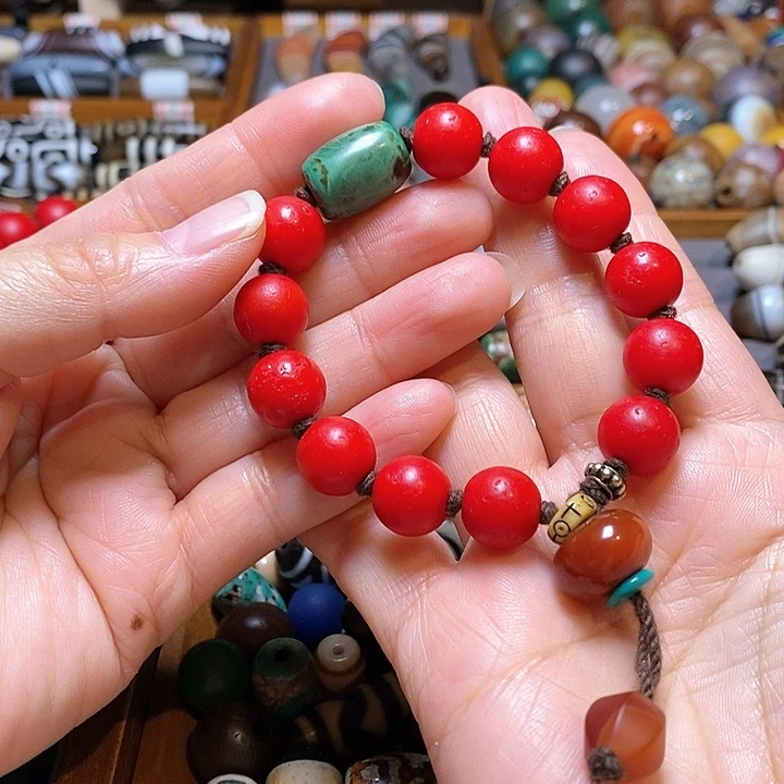 玛瑙/玉髓手串未镶嵌邱***娘