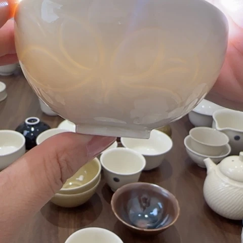 微瑕手工缠枝莲花杯