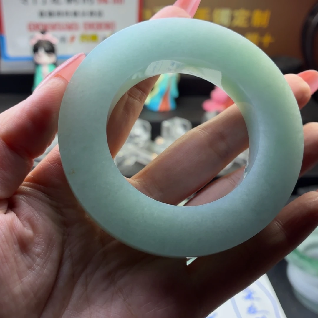 似***8未镶嵌多样性发一定制翡翠