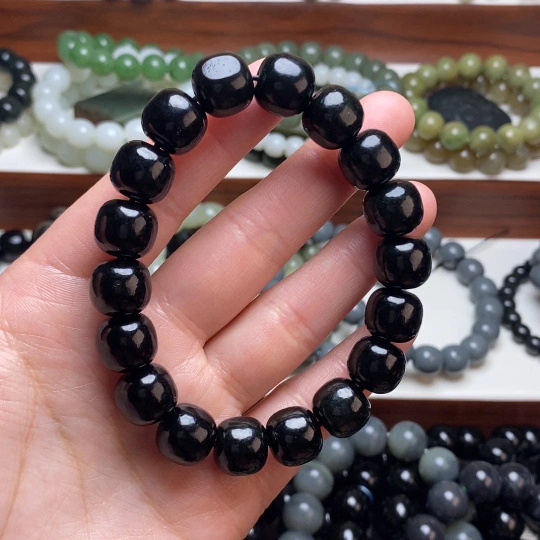 和田玉未镶嵌手串