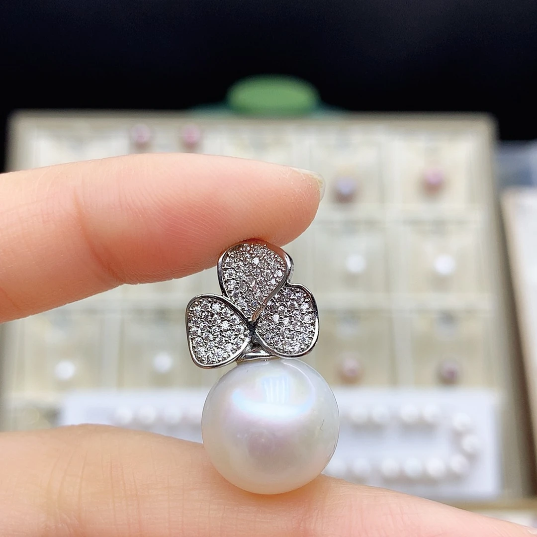 淡水珍珠颈饰合金