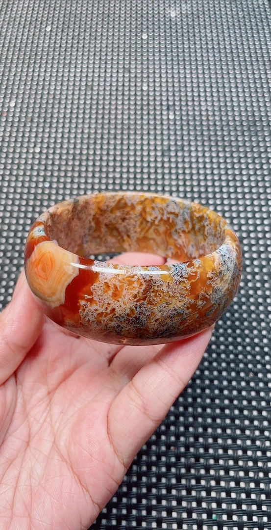 水草玛瑙手镯63口径