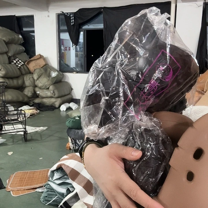 粘胶纤维多色36-37洞洞鞋
