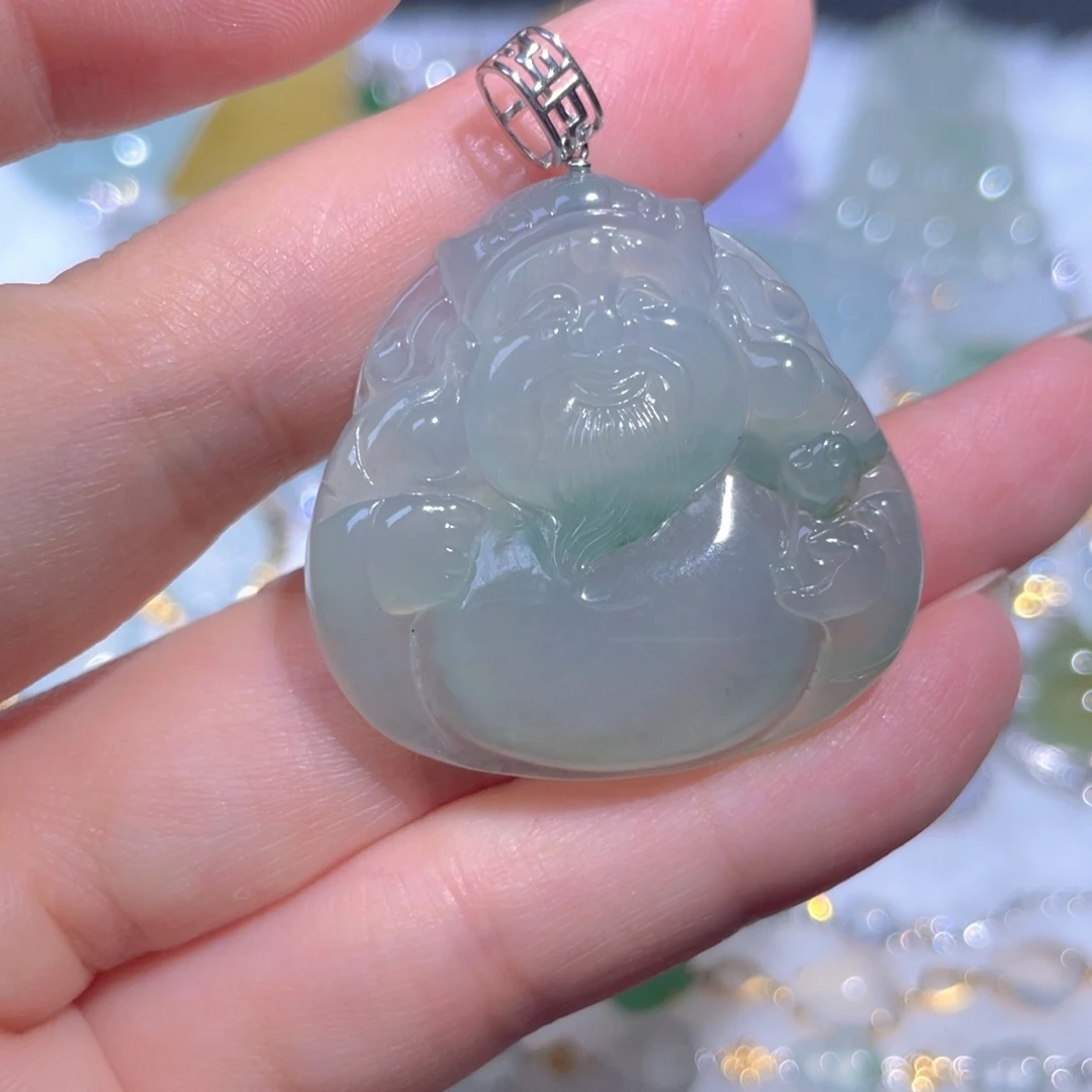 翡翠18K金镶嵌颈饰翡翠