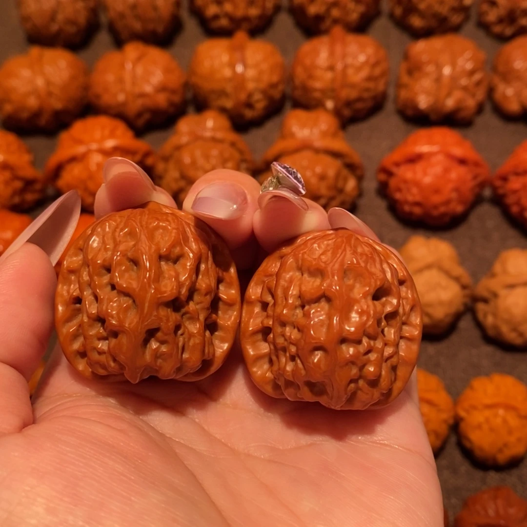 文玩核桃吊坠33野狼0717