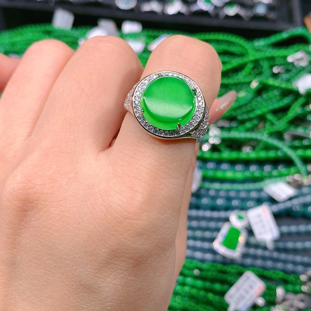 翡翠手链未镶嵌俊*天然