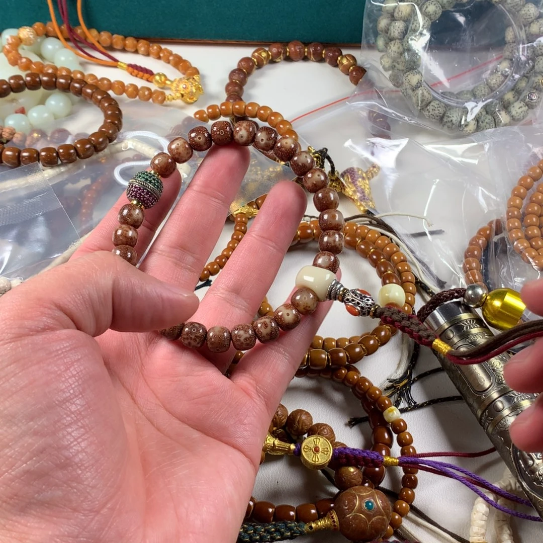 吊坠星月菩提。。。。。。。。。。