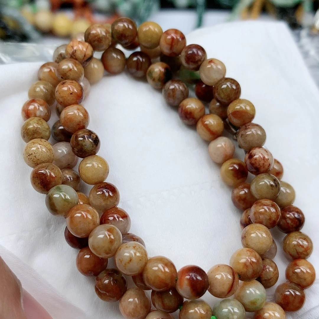 翡翠颈饰未镶嵌手串