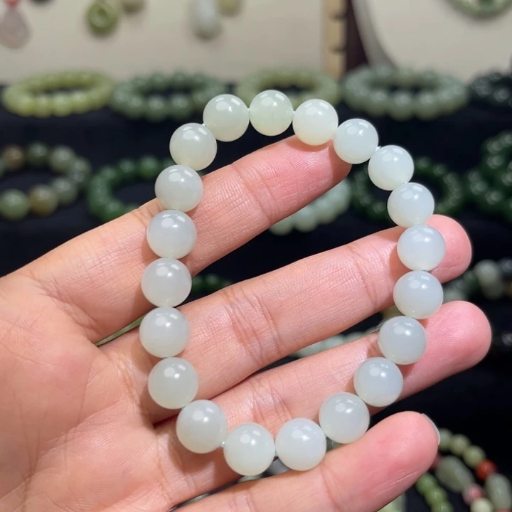 和田玉未镶嵌手链卡10