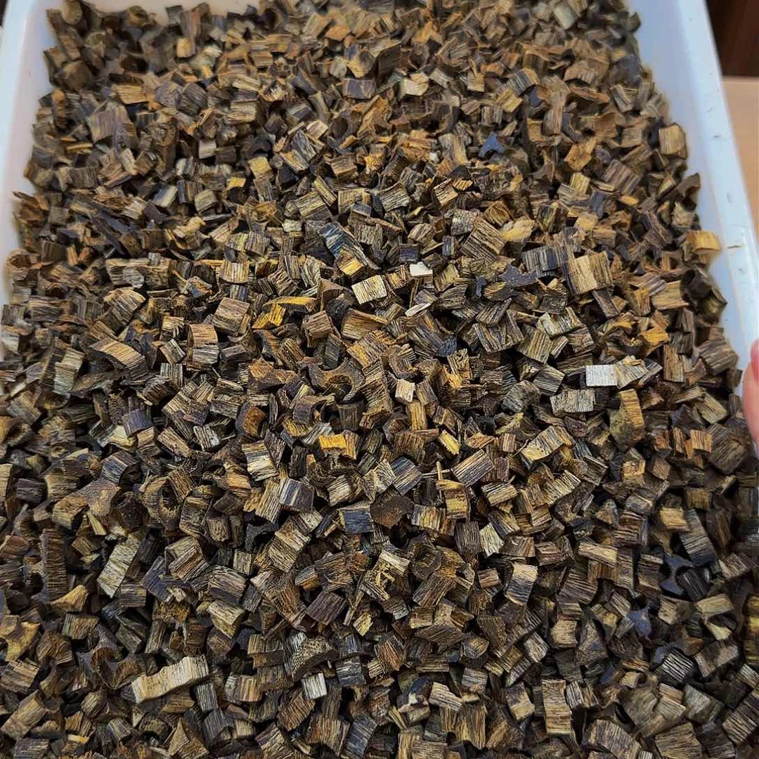 沉香沉香碎屑油叶子米粒100g送蜡烛炉
