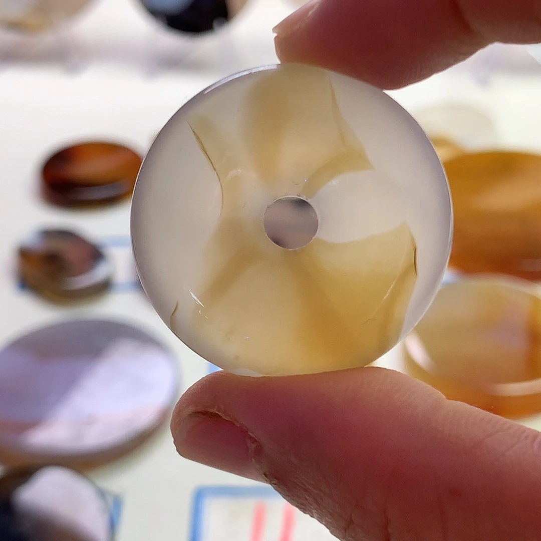 未镶嵌玛瑙/玉髓珠宝半成品