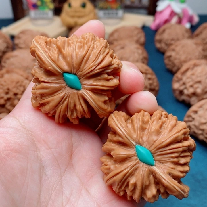 文玩核桃把件四座楼47