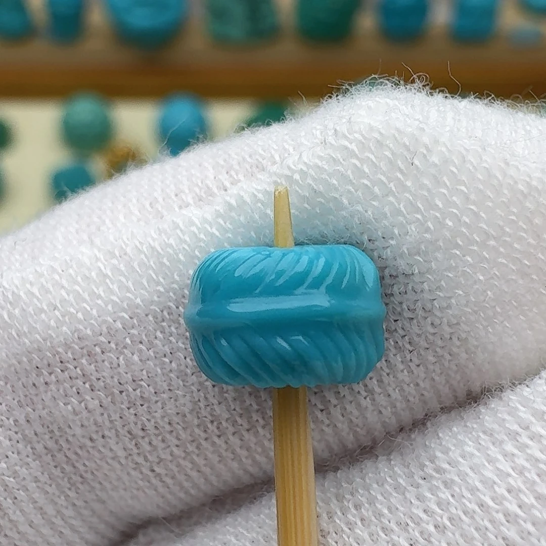 绿松石未镶嵌羽毛汉堡7.7