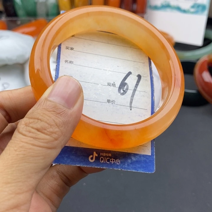 石英质玉未镶嵌手镯