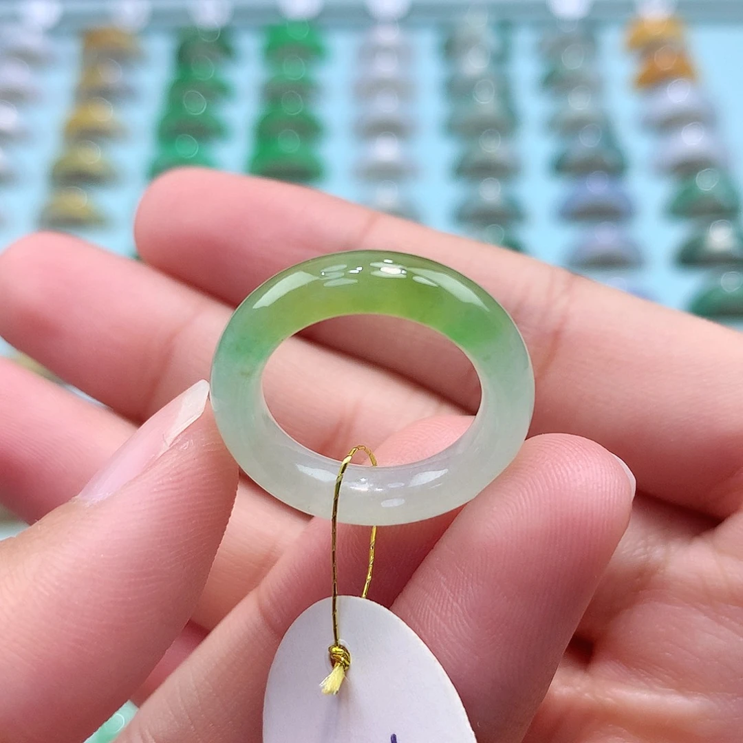 未镶嵌戒指翡翠12圈