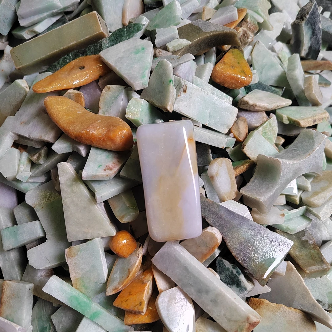 缘翠羽天然翡翠工厂自营碎料片料边角料挂件料直播间拍品链接