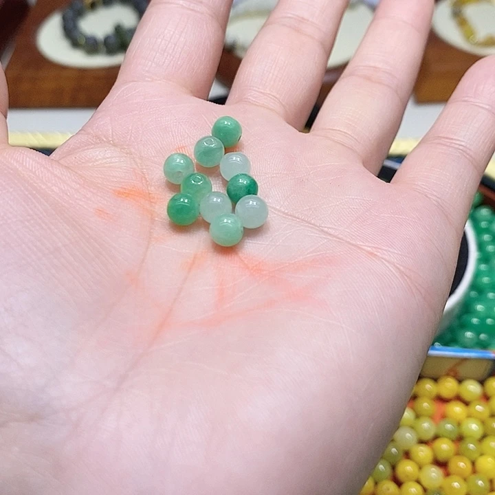 翡翠散珠冰绿珠子卡5➕