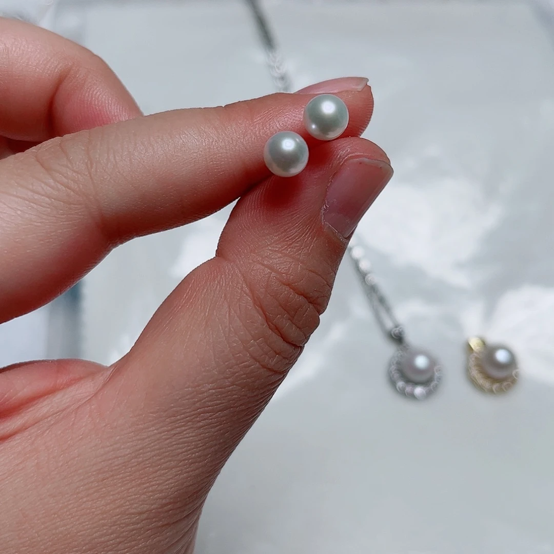 银S925镶嵌淡水珍珠耳饰
