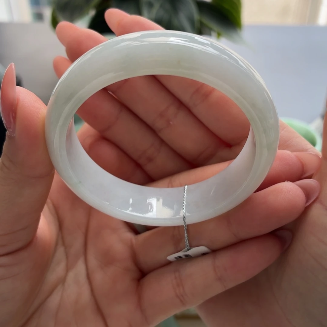 翡翠未镶嵌手镯天然