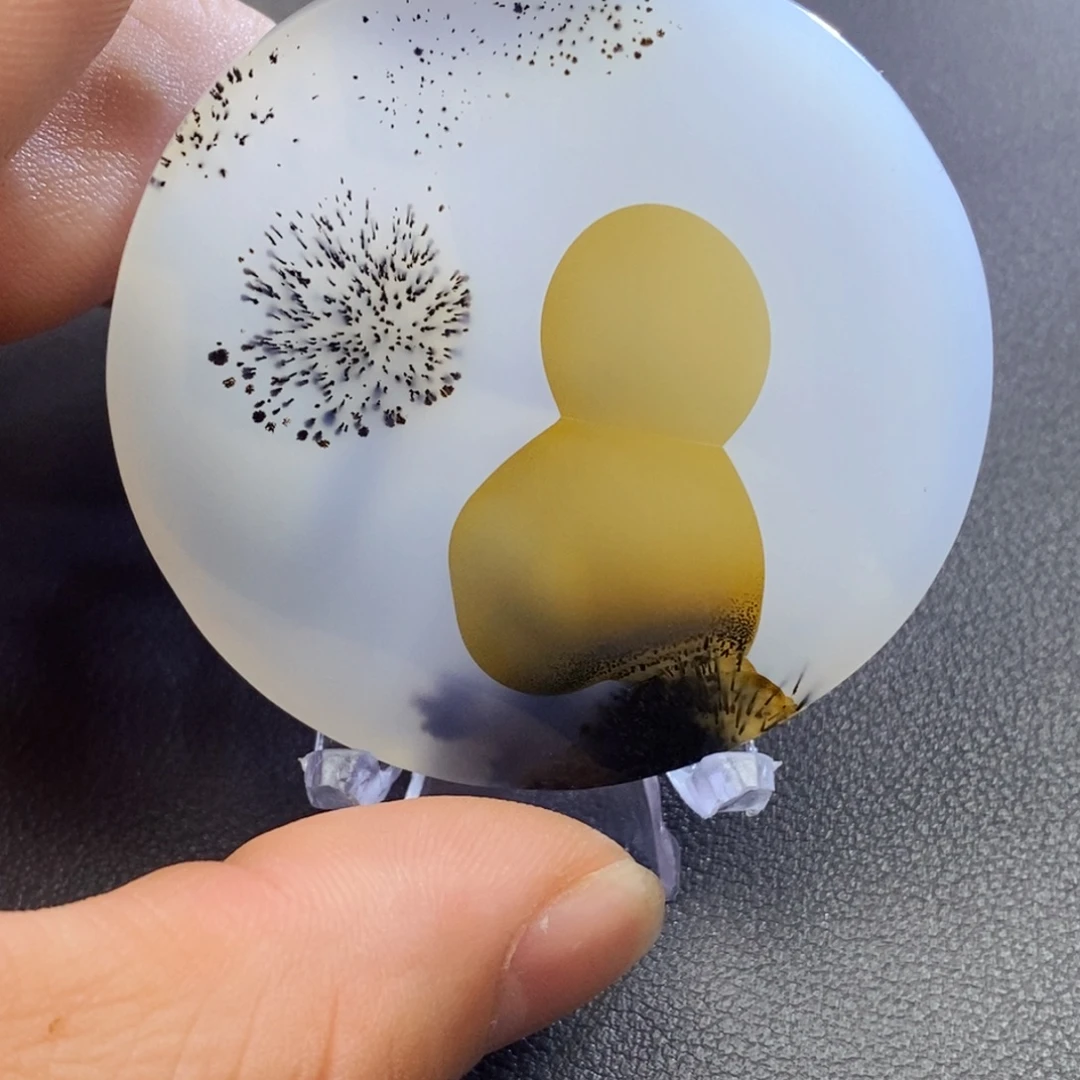 L***H玛瑙/玉髓未镶嵌颈饰