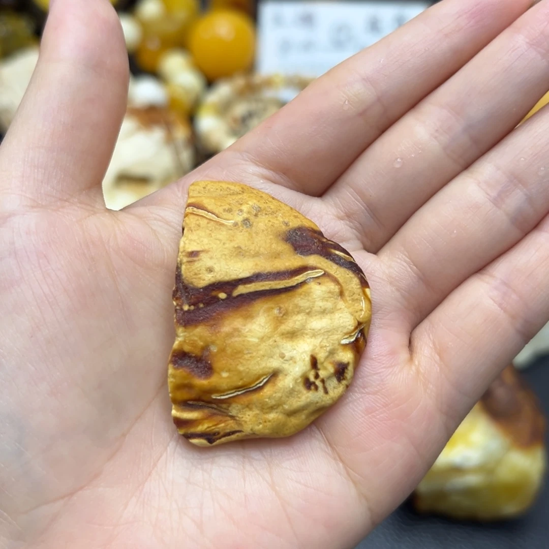 定制琥珀未镶嵌蜜蜡