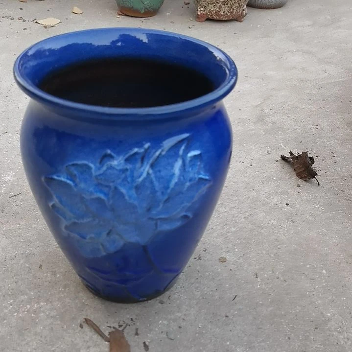 红陶口20高27瑕疵底裂