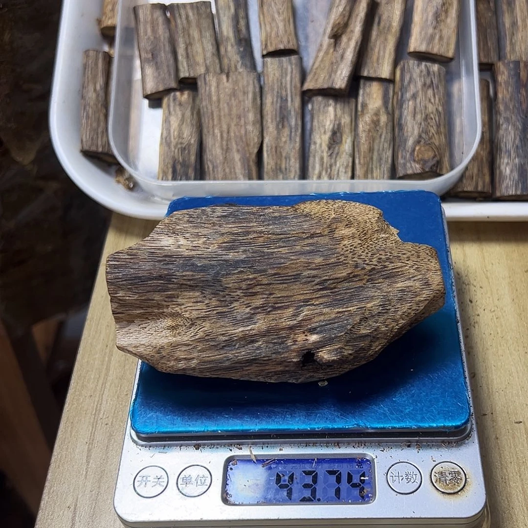香料绿奇楠乌身圆叶虫漏43克
