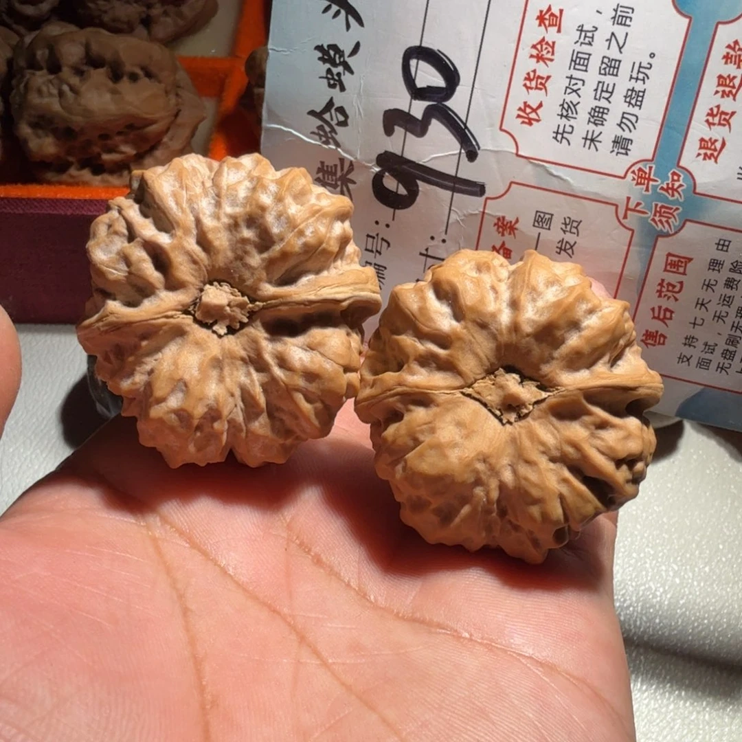 夜***光把件文玩核桃文玩40