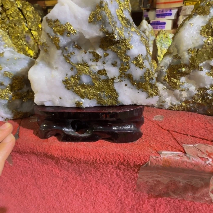 青***弃金属好看看据图图图