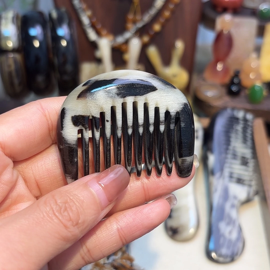 崔***崔非金属高贵羊梳子