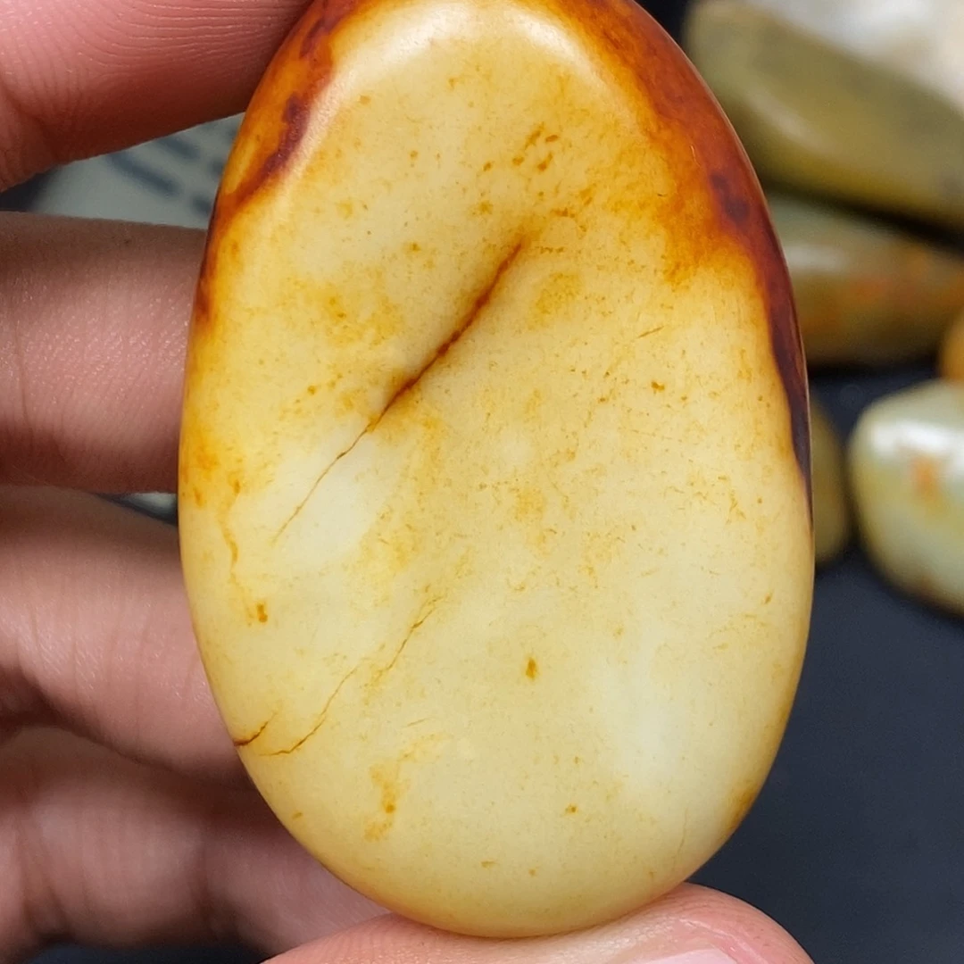 和田玉（糖玉）未镶嵌挂件