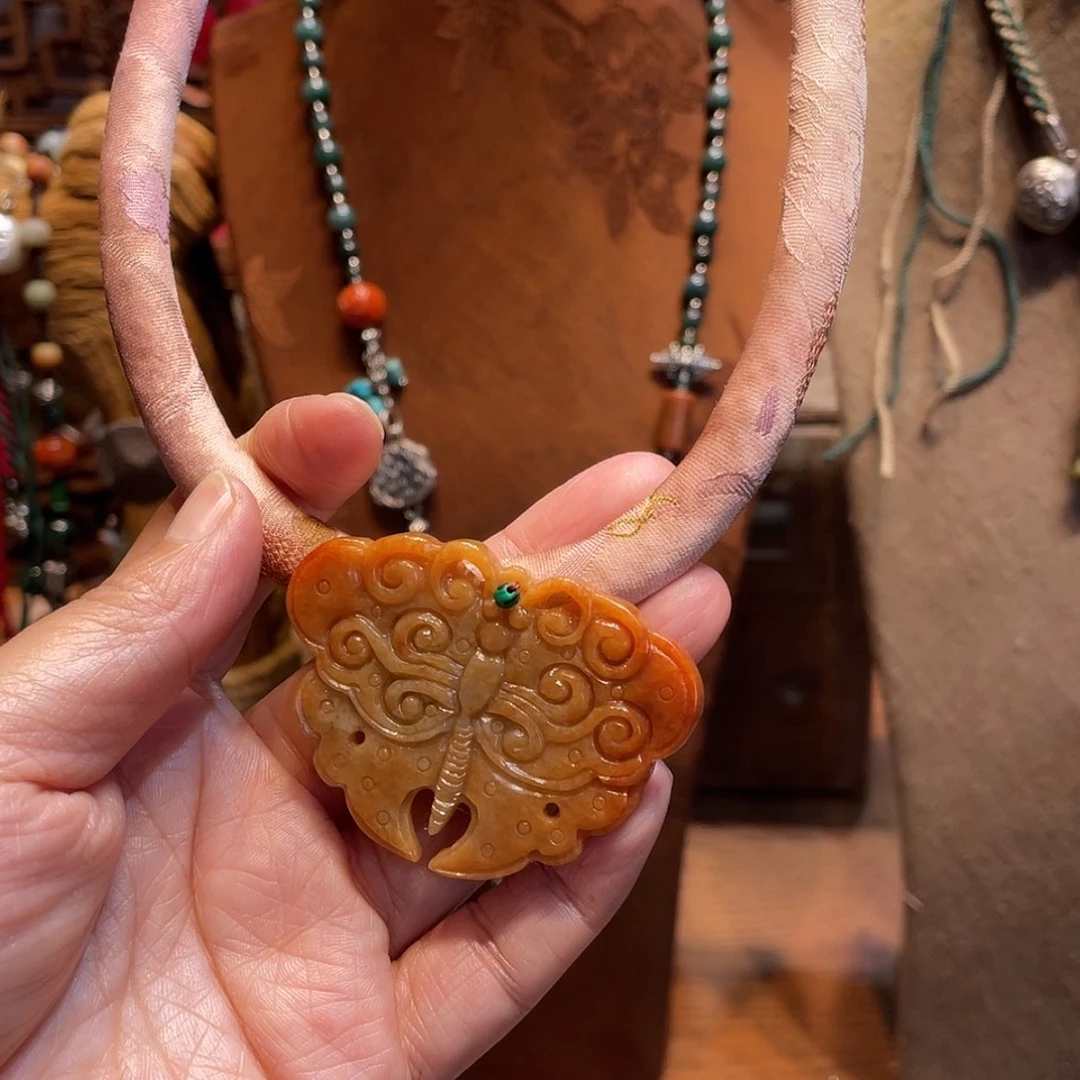 【闪购商品】吊坠(赠链)未镶嵌翡翠