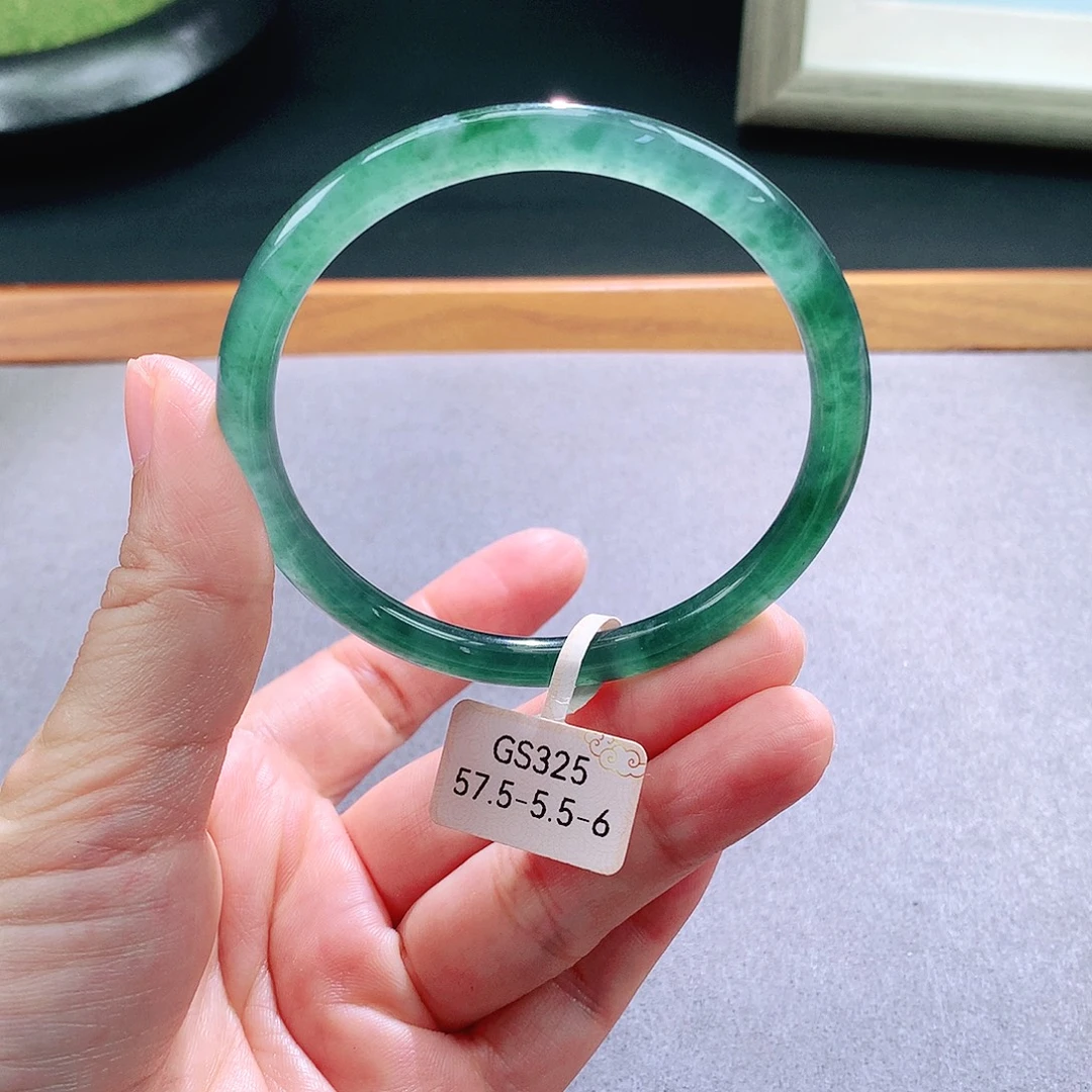 未镶嵌手镯翡翠天然翡翠手镯a货