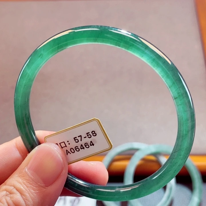 翡翠未镶嵌手镯翡翠手镯10