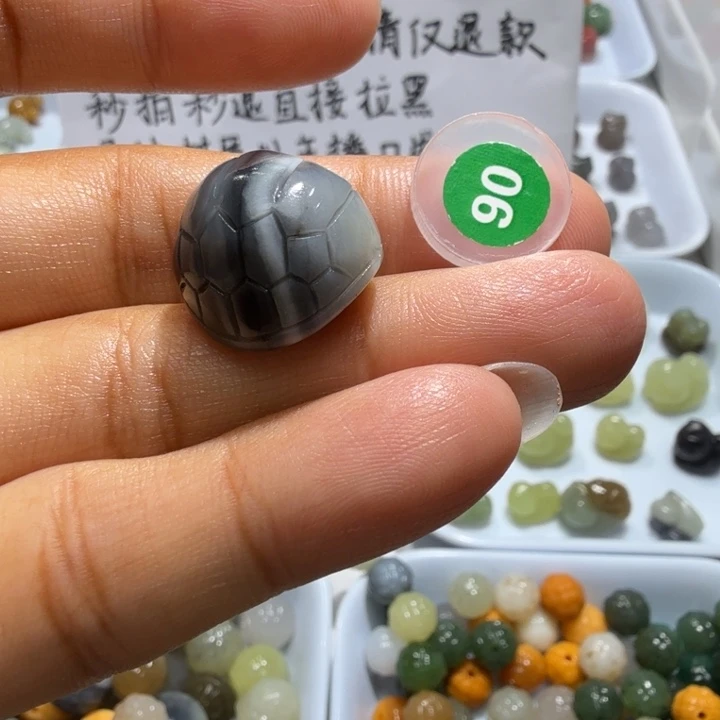 未镶嵌和田玉珠宝半成品