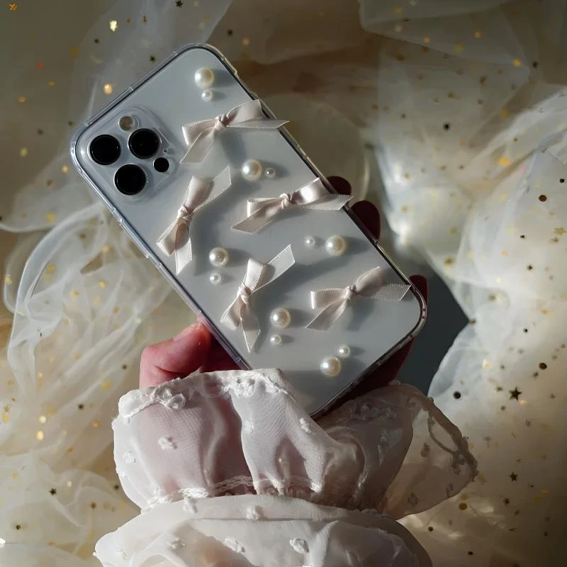 唯美珍珠白蝴蝶结适用于苹果iPhone16promax手机壳15高透13名媛风
